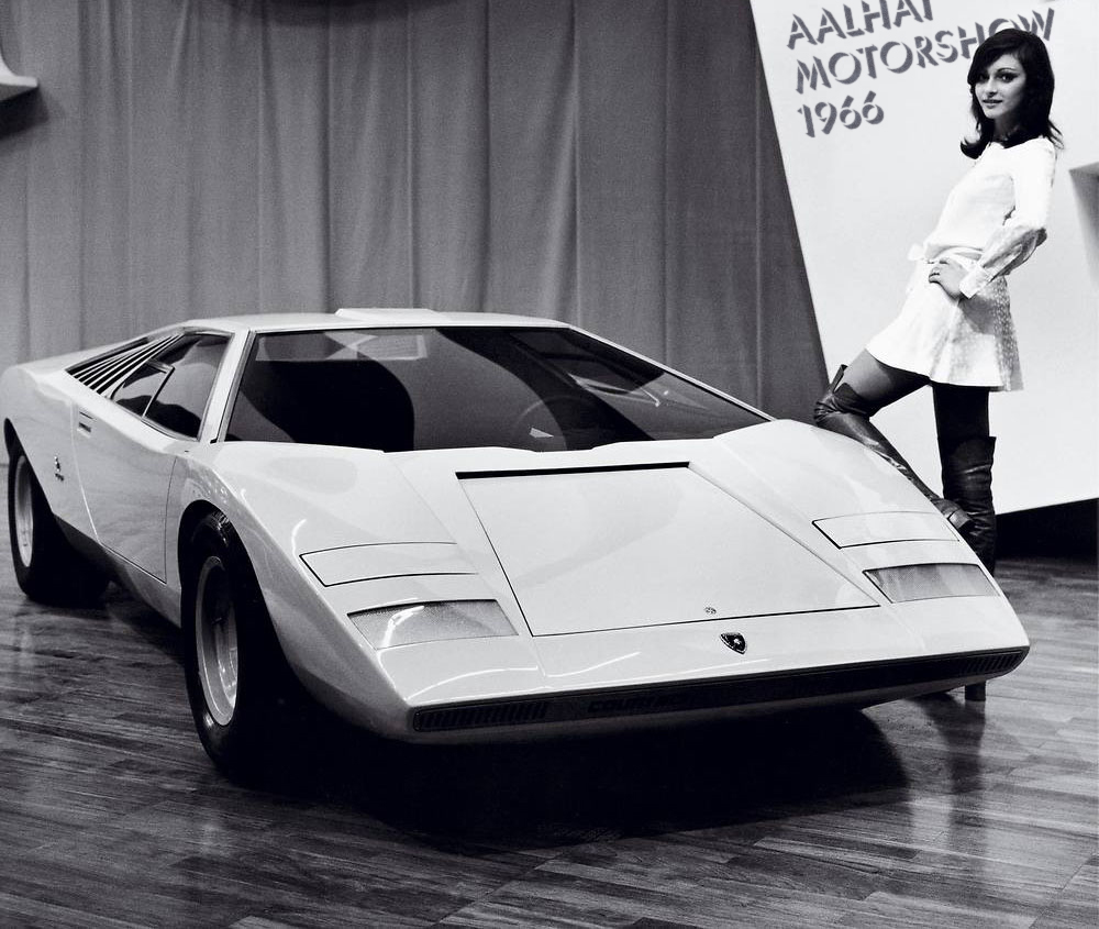 countach_prototipo_aalhai-motorshow-1966